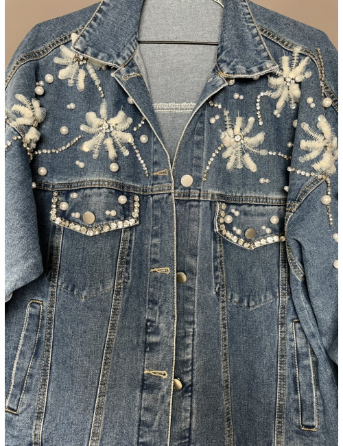 Jean jacket with pearls 